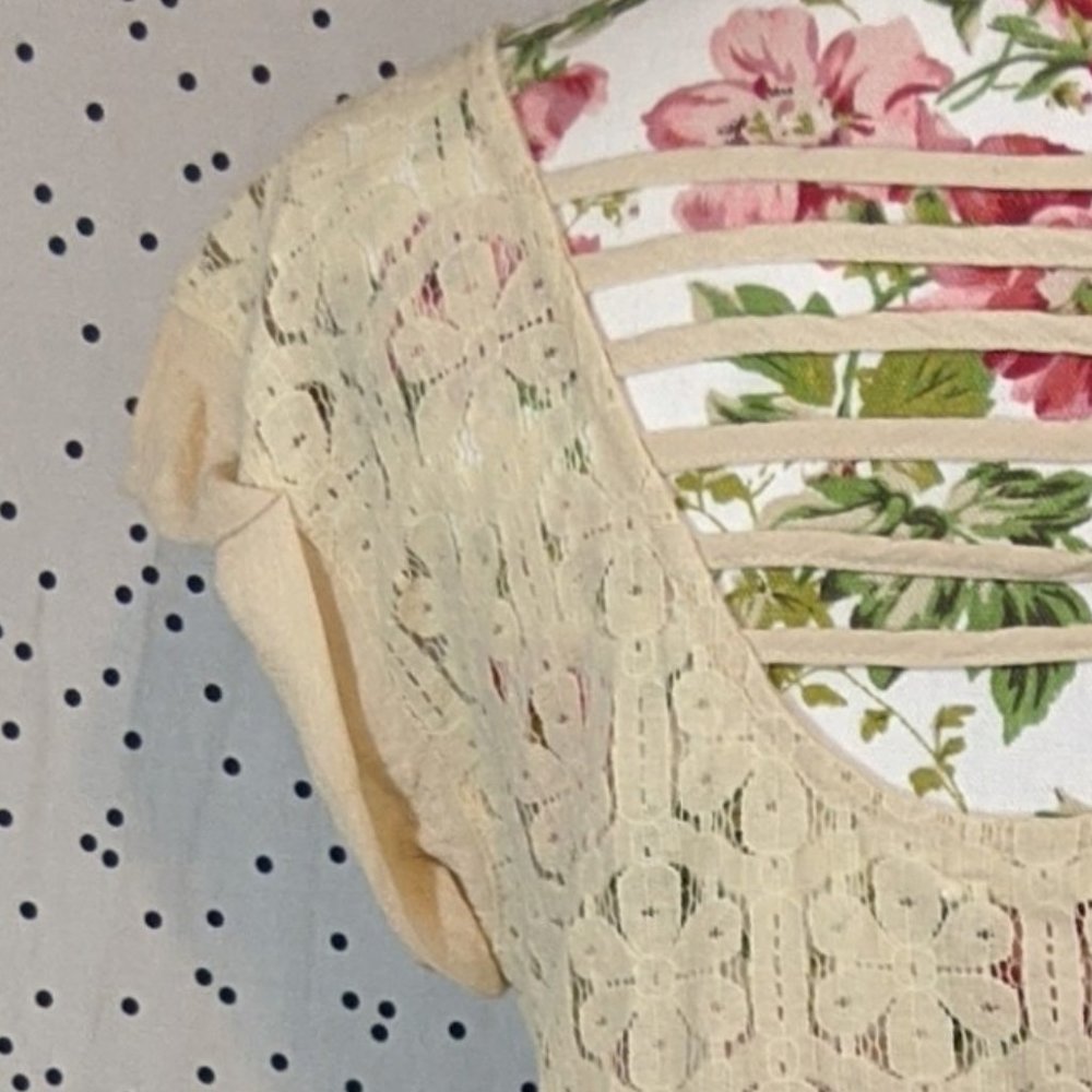 Anthropologie Mine Lace Back Top - Size S - Picture 7 of 10